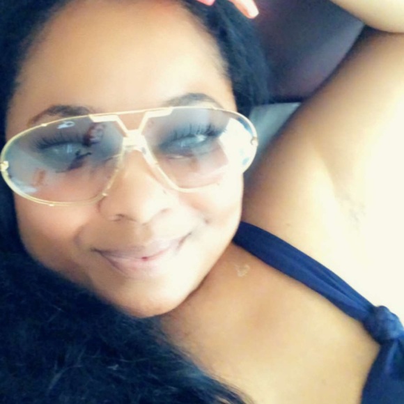 🍭 Meet your Posher, 🍭 Sherron 🍭 - Picture 5 of 13